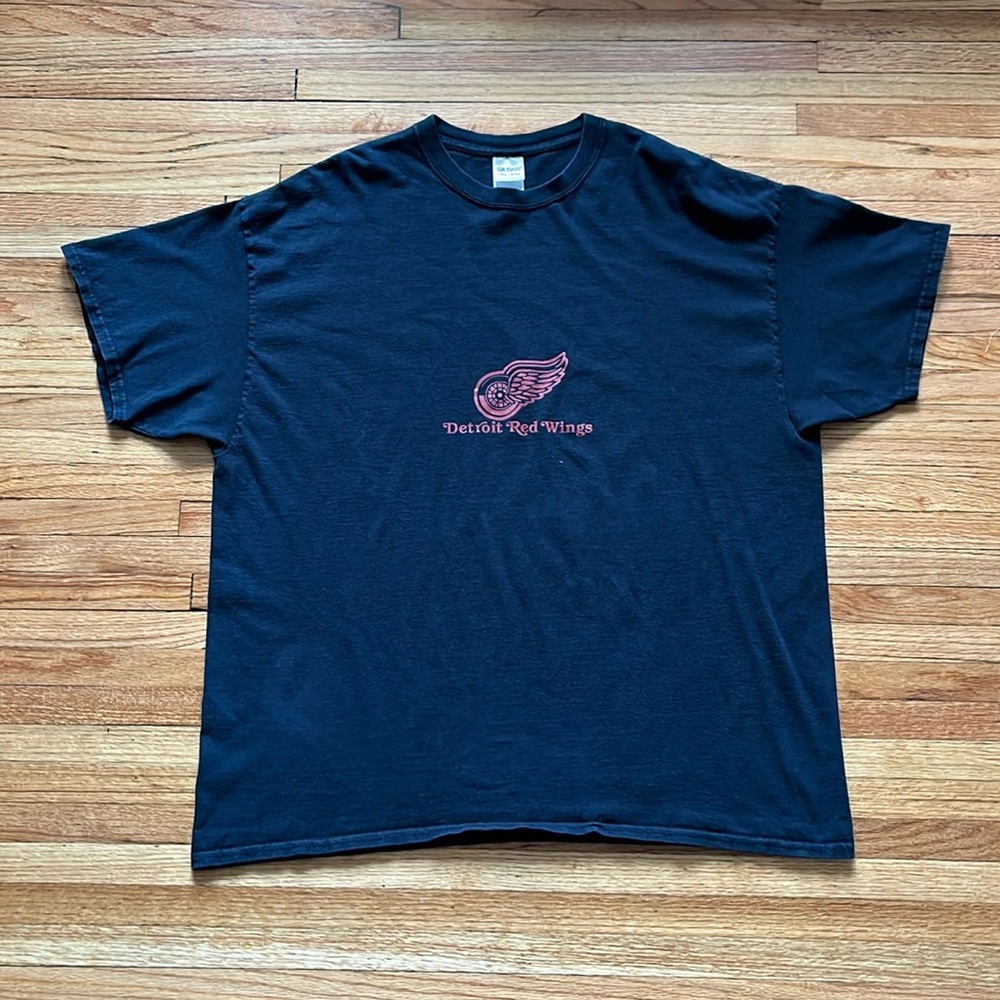 Vintage Detroit Red Wings T-Shirt / Y2K / NHL / 2XL